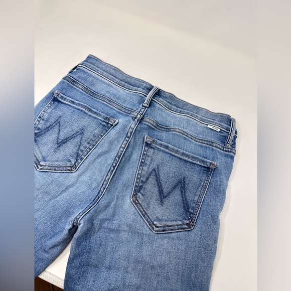 MOTHER The Weekender Fray Groovy Kind of Love Jeans Size 26 Very Stretchy! - Picture 4 of 15